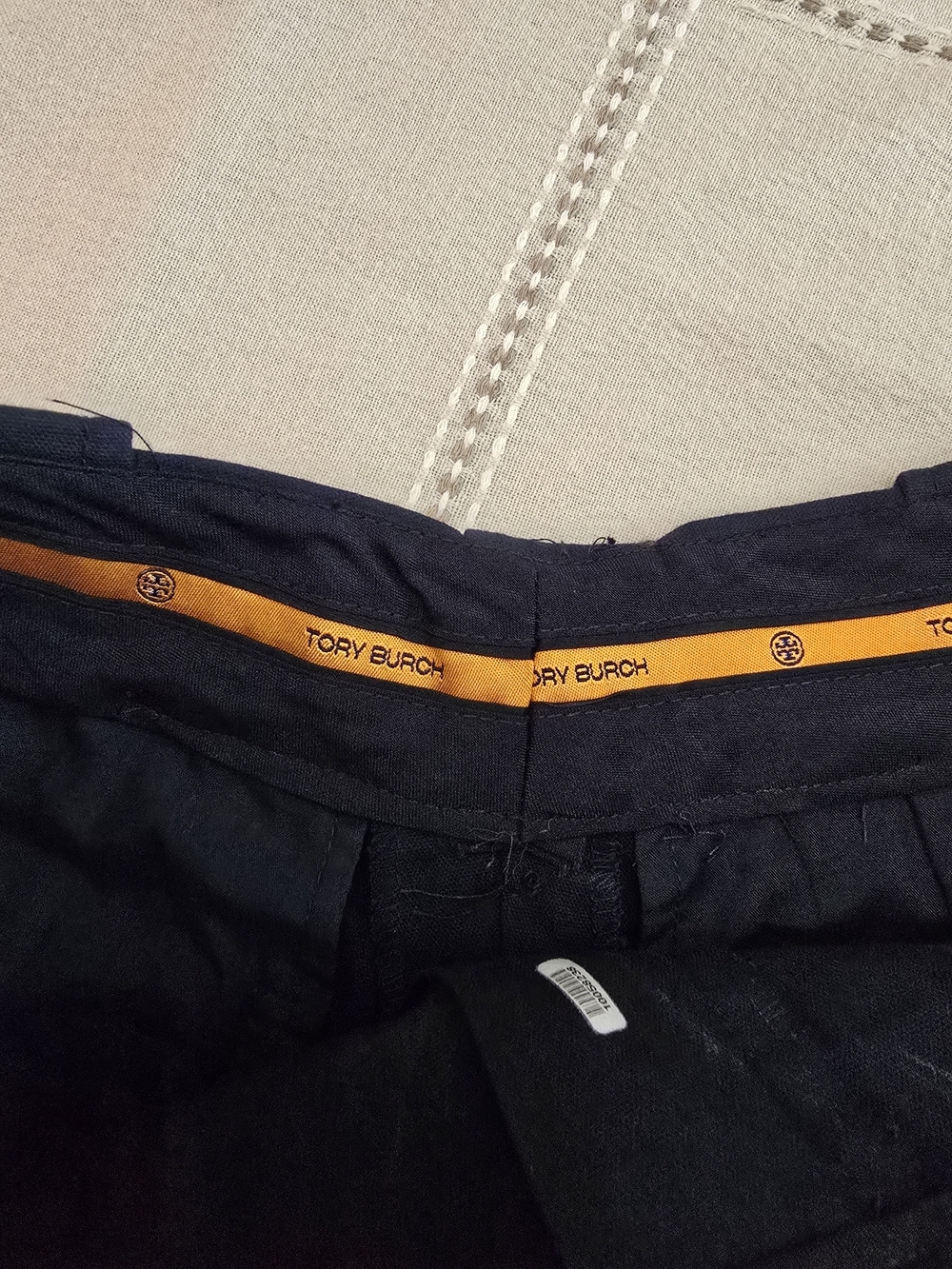 Tory Burch Navy Shorts Women - Picture 7 of 8